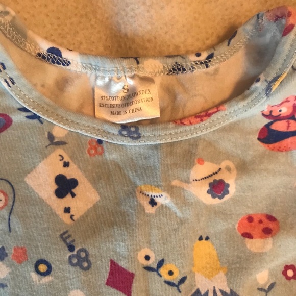 Cute Alice in Wonderland Short Set - Picture 3 of 3